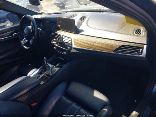 BMW 540 MPACK* KEYLESS* AMBIENT* HEADUP - автомобили, коли, обяви за нови и употребявани 8