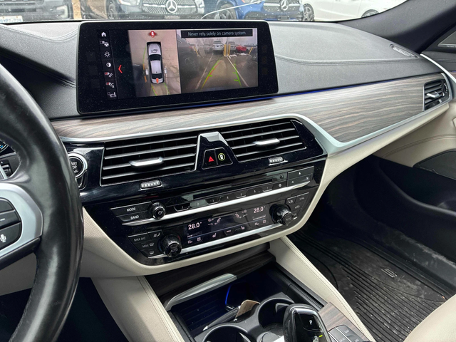 BMW 540 M* SPORT* XDRIVE* HARMON* KARDON* 360КАМЕРА* LANE* - автомобили, коли, обяви за нови и употребявани 6