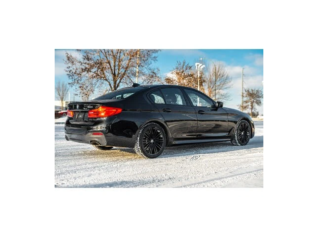 BMW 540 * М-Package* * HeadUp* AвтоКредит* (ЦЕНА ДО БГ) - автомобили, коли, обяви за нови и употребявани 3