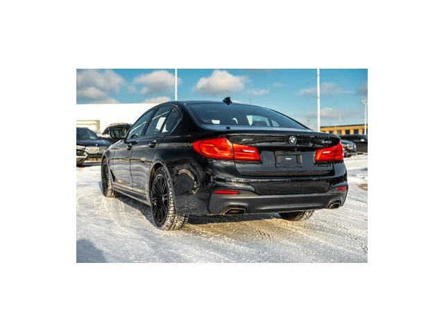 BMW 540 * М-Package* * HeadUp* AвтоКредит* (ЦЕНА ДО БГ) - автомобили, коли, обяви за нови и употребявани 9