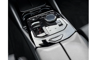 BMW 540 xDrive M Sport Pano 4 Zonen H&K - автомобили, коли, обяви за нови и употребявани 6