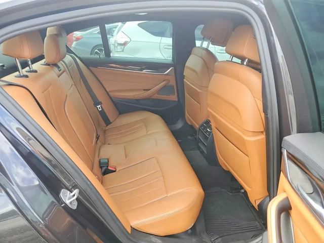 BMW 540 I - автомобили, коли, обяви за нови и употребявани 8