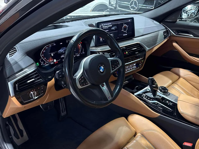 BMW 540 | 360 | HUD | HARMAN KARDON | CARFAX | - автомобили, коли, обяви за нови и употребявани 4