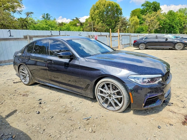 BMW 540 XI M PKG| HUD| HARMAN| ВАКУУМ| ЩОРИ| - автомобили, коли, обяви за нови и употребявани 0