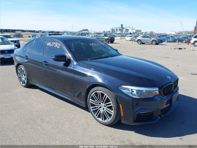BMW 540 XDRIVE / M PKG / HARMAN / HEADUP - автомобили, коли, обяви за нови и употребявани 0