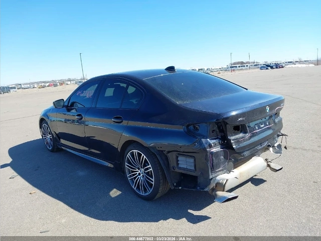 BMW 540 XDRIVE / M PKG / HARMAN / HEADUP - автомобили, коли, обяви за нови и употребявани 3