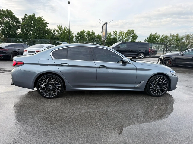 BMW 540 M PERFORMANS-4x4-Head Up-Harman Kardon-360Kameri-! - автомобили, коли, обяви за нови и употребявани 6