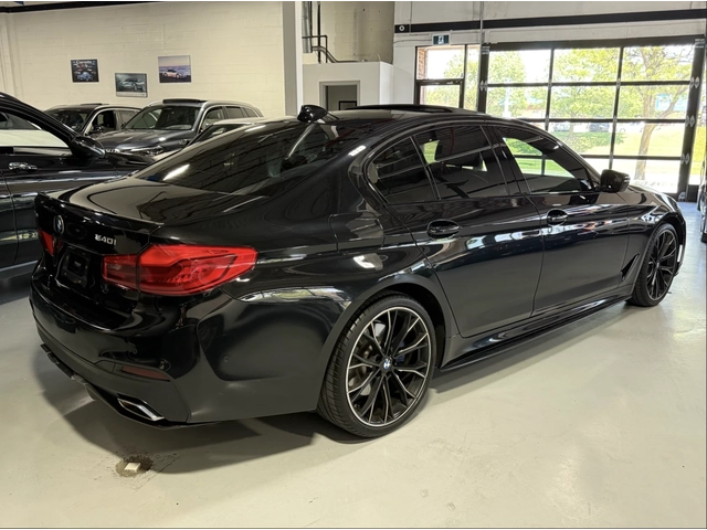 BMW 540 M SPORT INDIVIDUAL / H&K/ ОБДУХ / HEAD UP/ 360 CAM - автомобили, коли, обяви за нови и употребявани 4