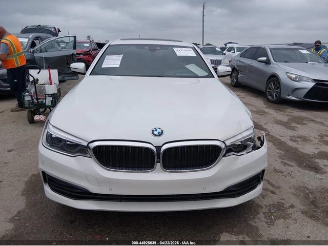 BMW 540 HEAD UP* 360* ВАКУМ* ADAPTIVE LED - автомобили, коли, обяви за нови и употребявани 10