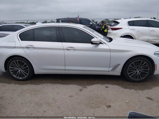 BMW 540 HEAD UP* 360* ВАКУМ* ADAPTIVE LED - автомобили, коли, обяви за нови и употребявани 11