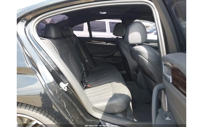 BMW 540 MPACK* AMBIENT* HEADUP* HARMAN* HUD - автомобили, коли, обяви за нови и употребявани 11