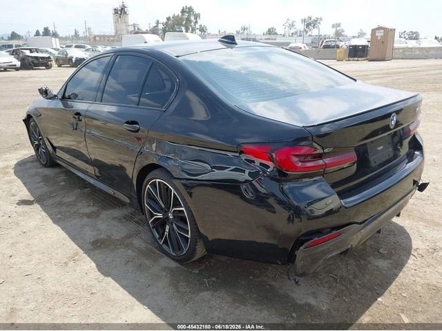 BMW 540 MPACK* AMBIENT* HEADUP* HARMAN* HUD - автомобили, коли, обяви за нови и употребявани 3
