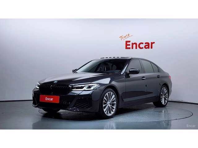 BMW 540 M* ОБДУХВАНЕ* ПОДГРЕВ* ДИСТРОНИК* 360 КАМЕРА* - автомобили, коли, обяви за нови и употребявани 0