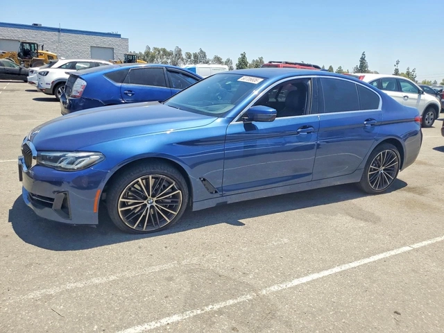 BMW 540 ПОДГРЕВ* ОБДУХВАНЕ* HARMAN* KARDON* 360* HUD* - автомобили, коли, обяви за нови и употребявани 1