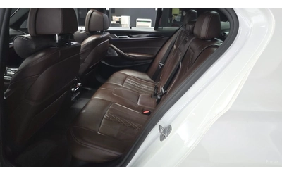 BMW 540 xDrive* M PACK* 360* HUD* DISTRO* H/K* ОБДУХВАНЕ - автомобили, коли, обяви за нови и употребявани 14