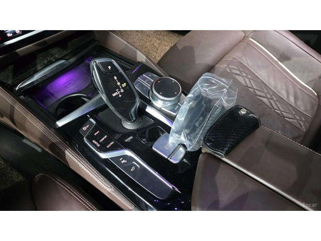BMW 540 xDrive* M PACK* 360* HUD* DISTRO* H/K - автомобили, коли, обяви за нови и употребявани 4