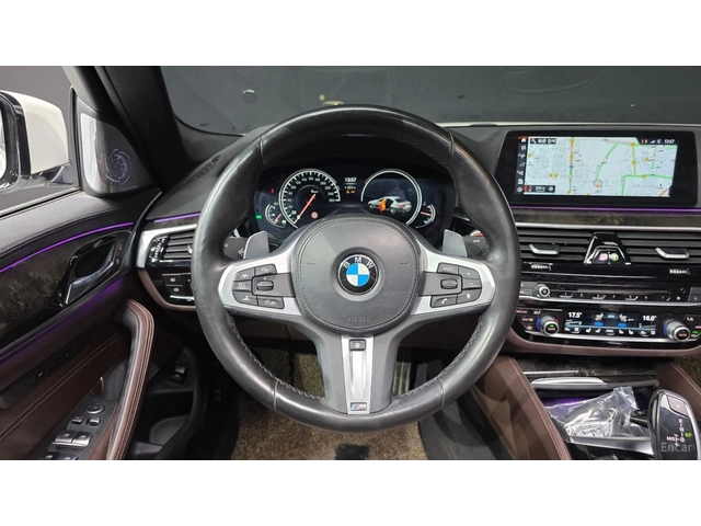 BMW 540 xDrive* M PACK* 360* HUD* DISTRO* H/K - автомобили, коли, обяви за нови и употребявани 8