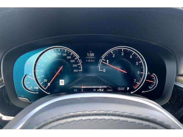 BMW 540 xDrive* M PACK* 360* HUD* DISTRO* H/K* ОБДУХВАНЕ - автомобили, коли, обяви за нови и употребявани 4
