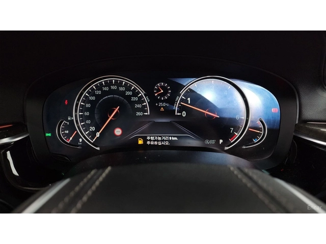 BMW 540 XDRIVE* LUXURI P* КОЖА* ОБДУХВ* 360* ПАНО* HEAD UP - автомобили, коли, обяви за нови и употребявани 5