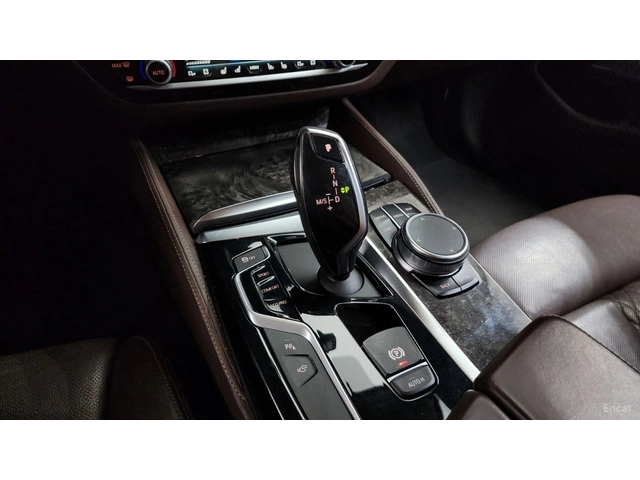 BMW 540 XDRIVE* LUXURI P* КОЖА* ОБДУХВ* 360* ПАНО* HEAD UP - автомобили, коли, обяви за нови и употребявани 6