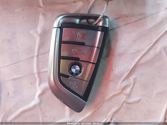 BMW 540 i* M-PACK/HEAD-UP/H&K SOUND - автомобили, коли, обяви за нови и употребявани 13