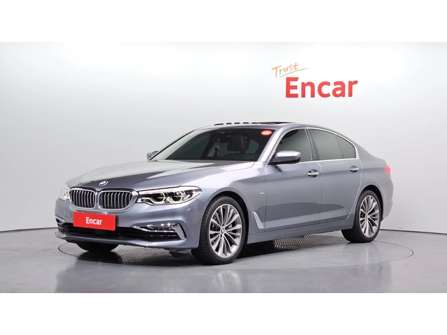 BMW 540 xDrive Luxury Plus G30 - автомобили, коли, обяви за нови и употребявани 0