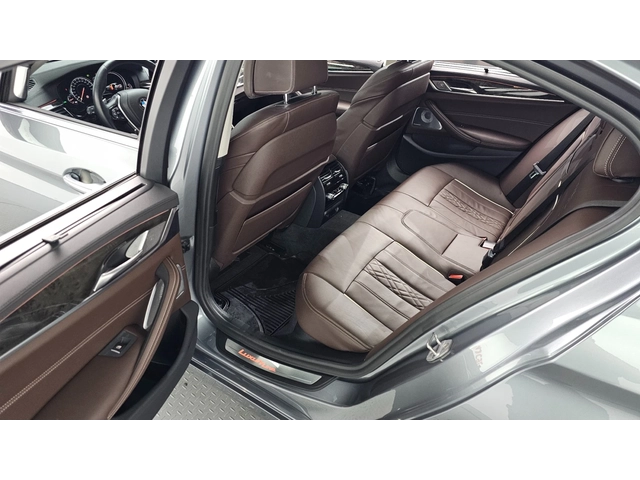 BMW 540 xDrive Luxury Plus G30 - автомобили, коли, обяви за нови и употребявани 11
