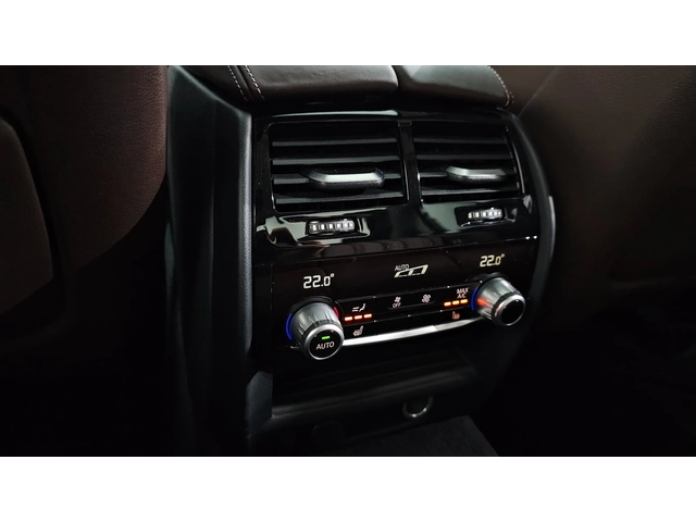 BMW 540 xDrive Luxury Plus G30 - автомобили, коли, обяви за нови и употребявани 12