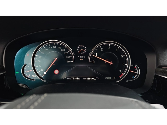 BMW 540 xDrive Luxury Plus G30 - автомобили, коли, обяви за нови и употребявани 4