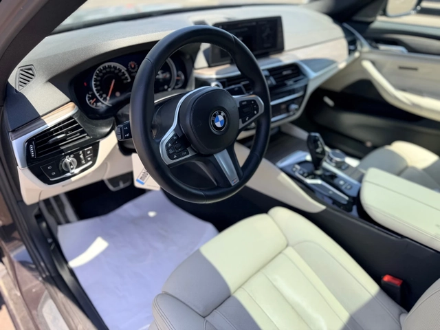 BMW 540 540I M-sport-FullЛизинг Уникредит по 320 евро - автомобили, коли, обяви за нови и употребявани 10