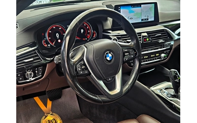 BMW 540 i/XD/SPORT LINE/DISTR/HUD/CAMERA/ВАКУМ/ПОДГРEB/LIZ - автомобили, коли, обяви за нови и употребявани 9