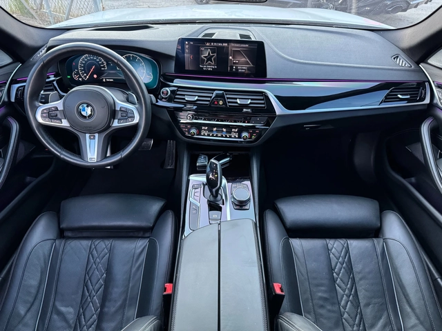 BMW 540 ix ! M Pack ! B58 ! - автомобили, коли, обяви за нови и употребявани 8