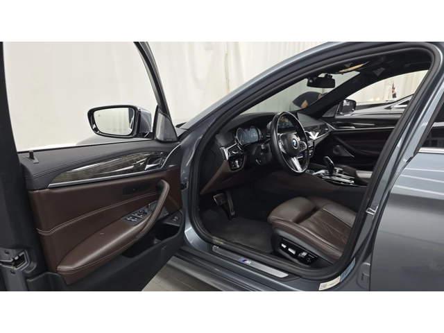 BMW 540 M-PK* B58* DIS* HUD* ОБДУХ* SOFT-CLOSE* HARMAN* КР - автомобили, коли, обяви за нови и употребявани 8