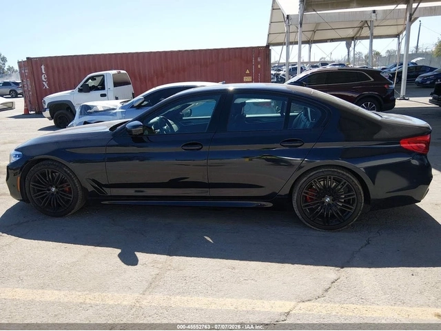 BMW 540 M ПАКЕТ| 2 КЛЮЧА | ТЪРГ В САЩ - автомобили, коли, обяви за нови и употребявани 1
