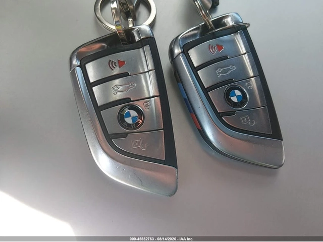 BMW 540 M ПАКЕТ| 2 КЛЮЧА | ТЪРГ В САЩ - автомобили, коли, обяви за нови и употребявани 8