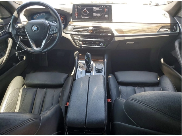 BMW 540 Face | Gesture | Head-Up | Harman/Kardon | 360 - автомобили, коли, обяви за нови и употребявани 7