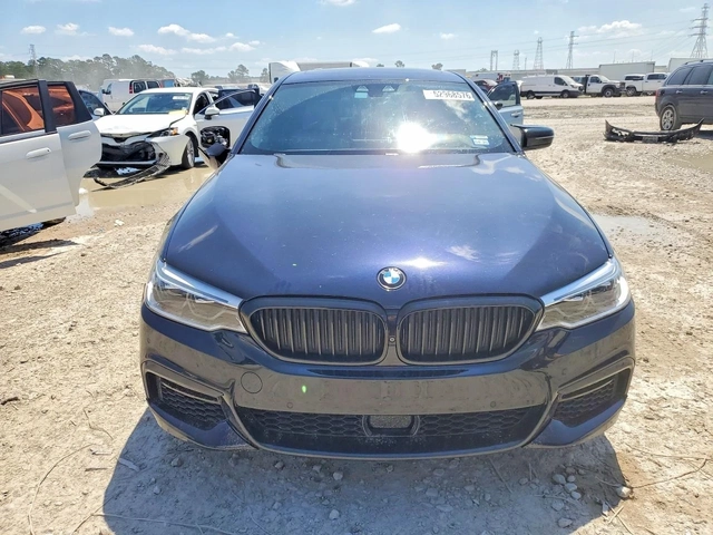 BMW 540 M* H/K* SOFT* PANO* - автомобили, коли, обяви за нови и употребявани 0