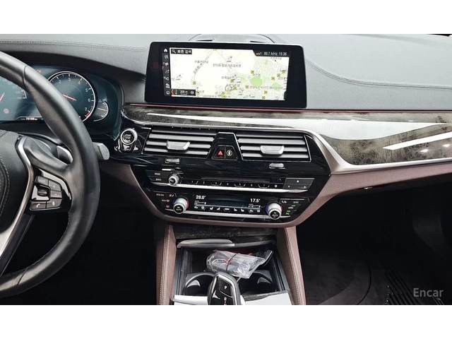 BMW 540 XDRIVE - автомобили, коли, обяви за нови и употребявани 13
