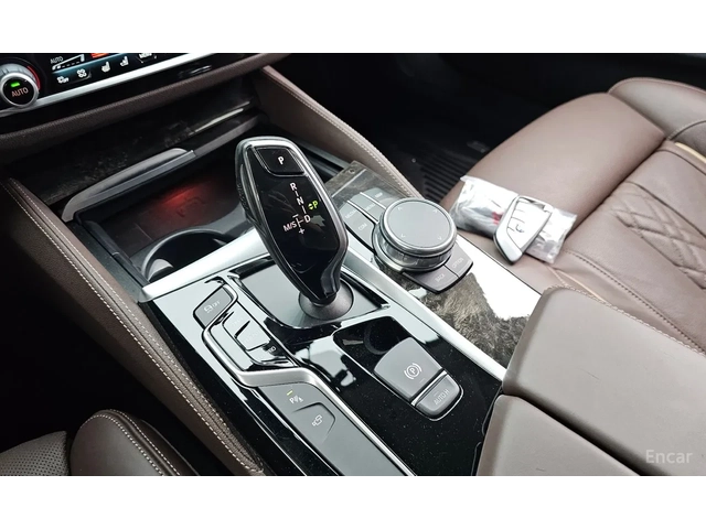 BMW 540 XDRIVE - автомобили, коли, обяви за нови и употребявани 6
