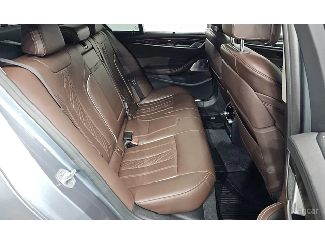 BMW 540 XDRIVE - автомобили, коли, обяви за нови и употребявани 8