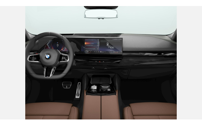 BMW 540d xDrive - автомобили, коли, обяви за нови и употребявани 9