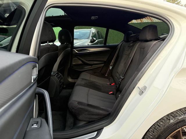 BMW 540d Xdrive 320hp Mpack Harman/Kardon ТОП - автомобили, коли, обяви за нови и употребявани 16