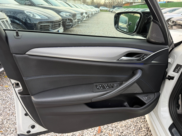 BMW 540d Xdrive 320hp Mpack Harman/Kardon ТОП - автомобили, коли, обяви за нови и употребявани 20