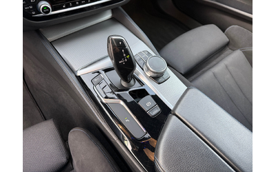 BMW 540d Xdrive 320hp Mpack Harman/Kardon ТОП - автомобили, коли, обяви за нови и употребявани 30