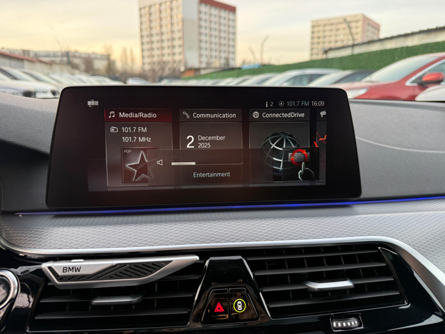 BMW 540d Xdrive 320hp Mpack Harman/Kardon ТОП - автомобили, коли, обяви за нови и употребявани 31