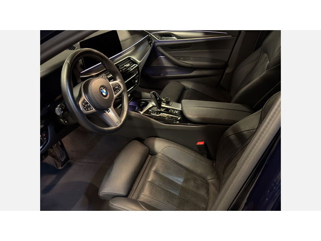 BMW 540d xDrive - автомобили, коли, обяви за нови и употребявани 5