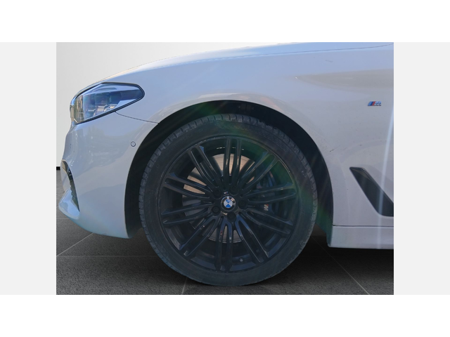 BMW 540d xDrive - автомобили, коли, обяви за нови и употребявани 4