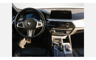 BMW 540d xDrive - автомобили, коли, обяви за нови и употребявани 6