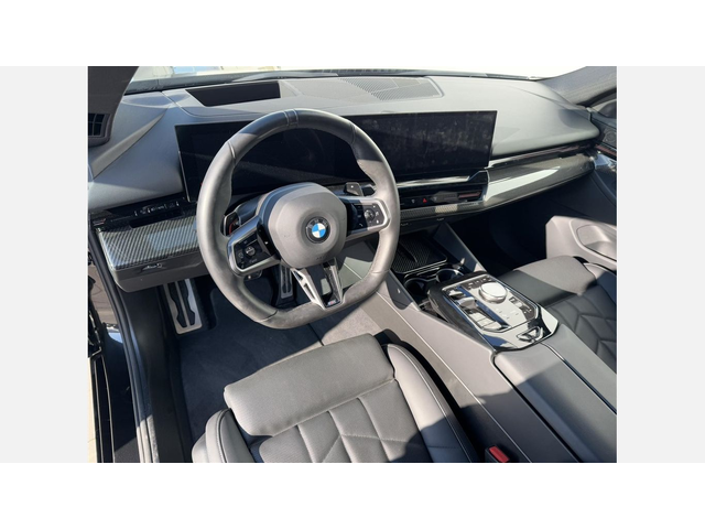 BMW 540d xDrive Sedan - автомобили, коли, обяви за нови и употребявани 5