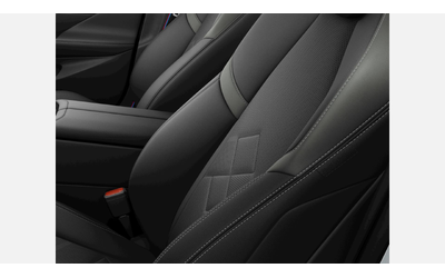 BMW 540d xDrive Sedan - автомобили, коли, обяви за нови и употребявани 8